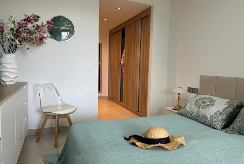 R4969888-Apartment-For-Sale-La-Quinta-Middle-Floor-Apartment-3-Beds-105-Built-14