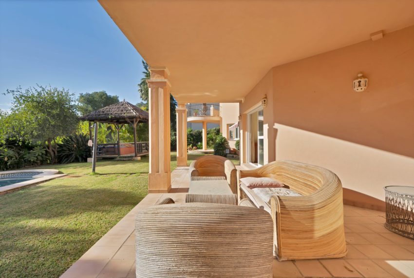 R4980115-Villa-For-Sale-Marbella-Detached-4-Beds-385-Built-7