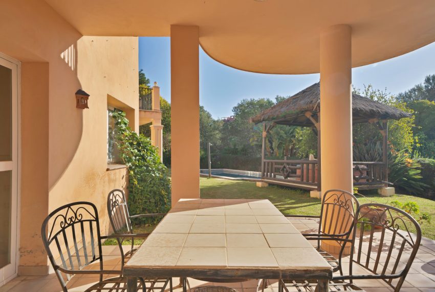 R4980115-Villa-For-Sale-Marbella-Detached-4-Beds-385-Built-9