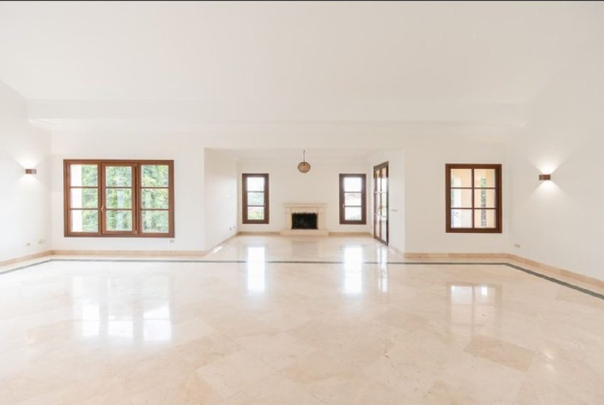 R4986676-Villa-For-Sale-Nueva-Andalucia-Detached-5-Beds-449-Built-15