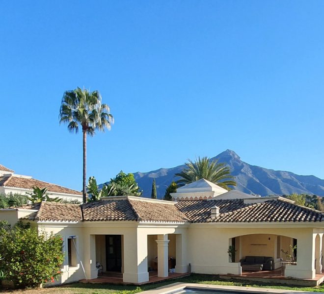 R4986676-Image 1-Detached - 5 Beds - 449 Built