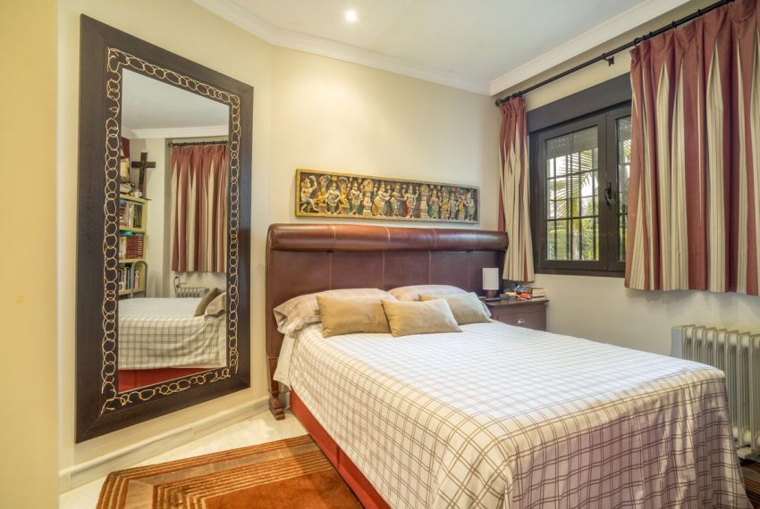 R4988542-Apartment-For-Sale-Nueva-Andalucia-Ground-Floor-Apartment-3-Beds-124-Built-16