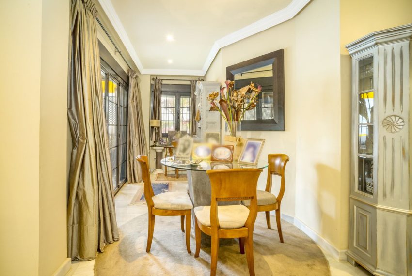 R4988542-Apartment-For-Sale-Nueva-Andalucia-Ground-Floor-Apartment-3-Beds-124-Built-19