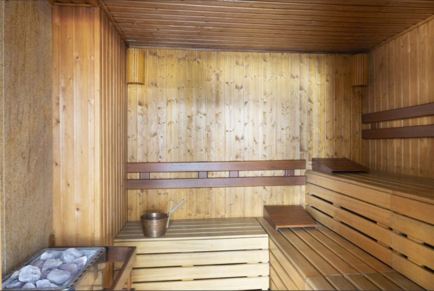 R5007919-Apartment-For-Sale-New-Golden-Mile-Penthouse-3-Beds-163-Built-11