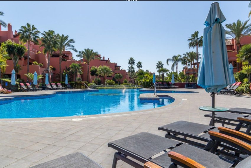 R5007919-Apartment-For-Sale-New-Golden-Mile-Penthouse-3-Beds-163-Built-14