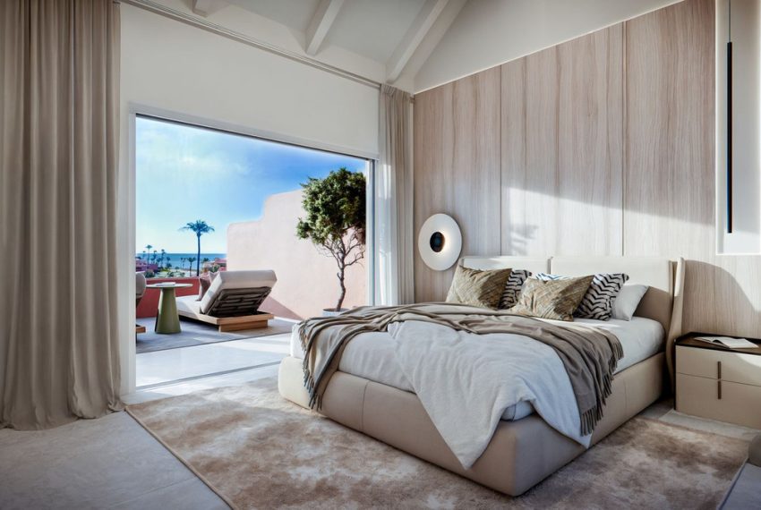 R5007919-Apartment-For-Sale-New-Golden-Mile-Penthouse-3-Beds-163-Built-3