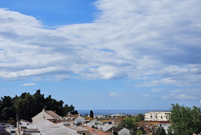 R5021803-Apartment-For-Sale-La-Campana-Penthouse-3-Beds-82-Built-1