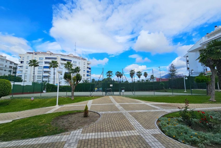 R5021803-Apartment-For-Sale-La-Campana-Penthouse-3-Beds-82-Built-13