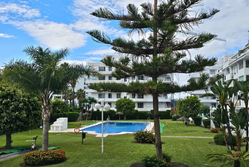 R5021803-Apartment-For-Sale-La-Campana-Penthouse-3-Beds-82-Built-17