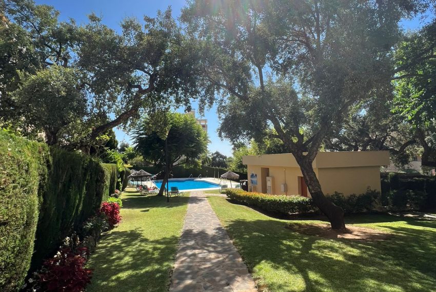 R5047861-Apartment-For-Sale-Calahonda-Penthouse-2-Beds-75-Built-14