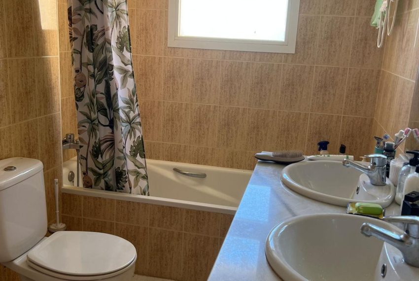 R5047861-Apartment-For-Sale-Calahonda-Penthouse-2-Beds-75-Built-6