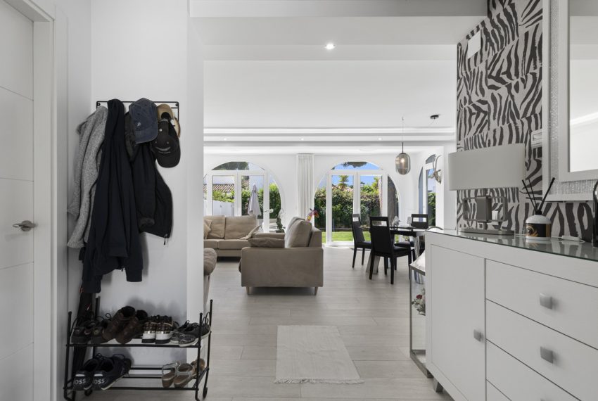 R5050750-Villa-For-Sale-Estepona-Detached-3-Beds-125-Built-13