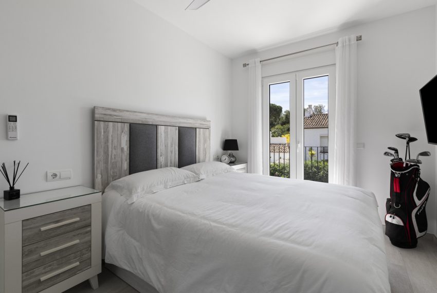 R5050750-Villa-For-Sale-Estepona-Detached-3-Beds-125-Built-19