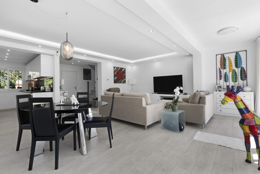 R5050750-Villa-For-Sale-Estepona-Detached-3-Beds-125-Built-9