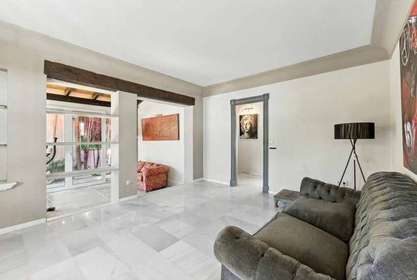 R5133331-Villa-For-Sale-Marbella-Detached-10-Beds-679-Built-15