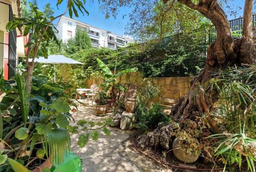 R5133331-Villa-For-Sale-Marbella-Detached-10-Beds-679-Built-18