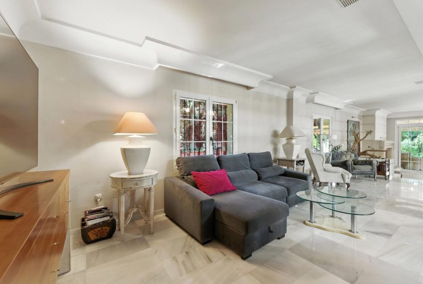 R5133331-Villa-For-Sale-Marbella-Detached-10-Beds-679-Built-6