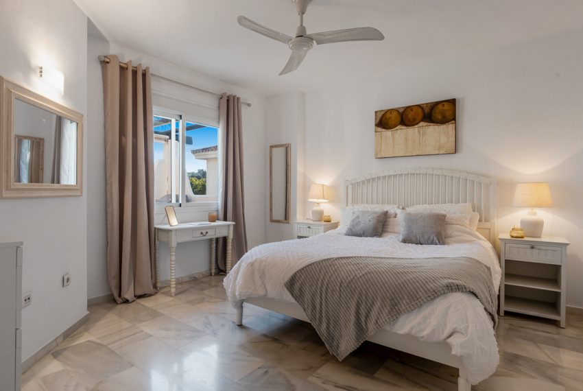 R5161969-Apartment-For-Sale-Nueva-Andalucia-Penthouse-2-Beds-127-Built-12