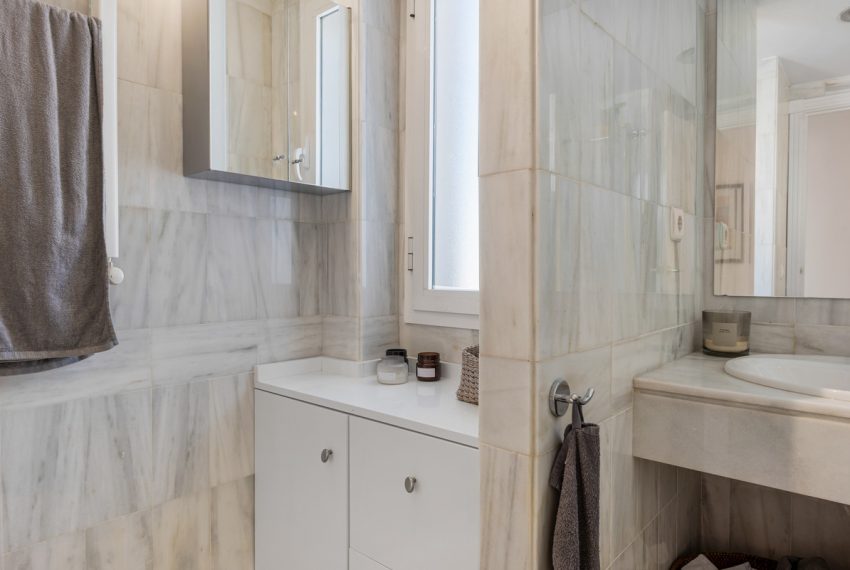 R5161969-Apartment-For-Sale-Nueva-Andalucia-Penthouse-2-Beds-127-Built-16