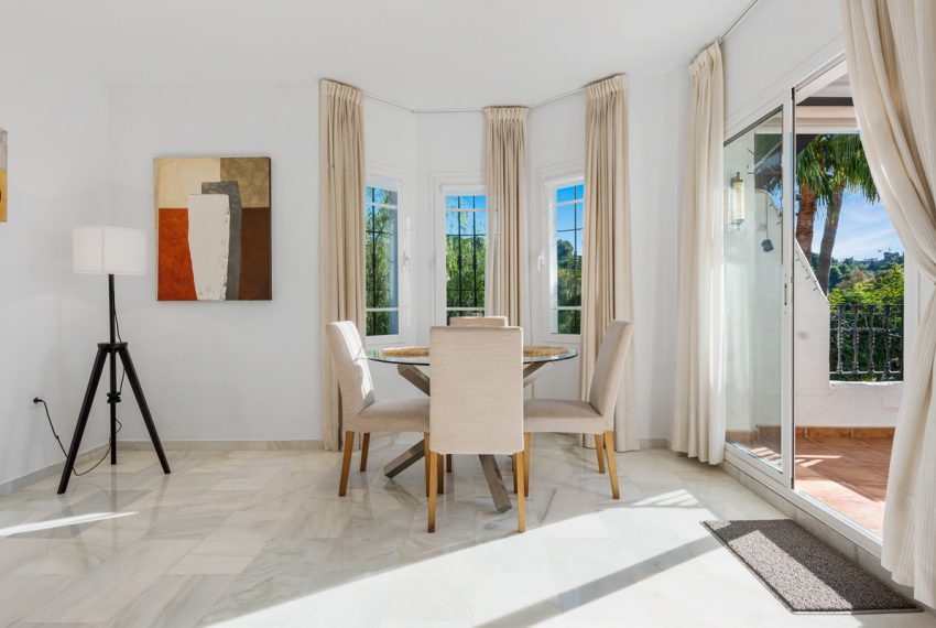 R5161969-Apartment-For-Sale-Nueva-Andalucia-Penthouse-2-Beds-127-Built-2