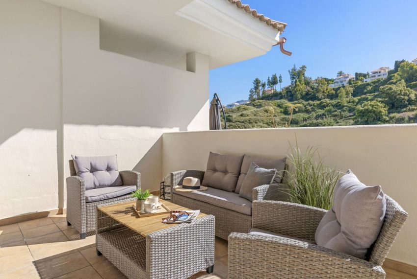 R5169481-Apartment-For-Sale-Nueva-Andalucia-Middle-Floor-Apartment-2-Beds-101-Built-11