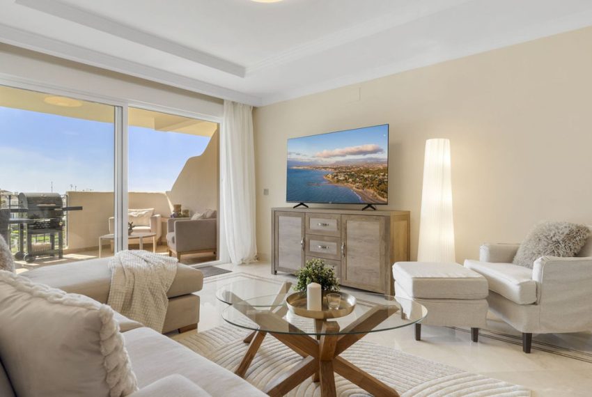 R5169481-Apartment-For-Sale-Nueva-Andalucia-Middle-Floor-Apartment-2-Beds-101-Built-4