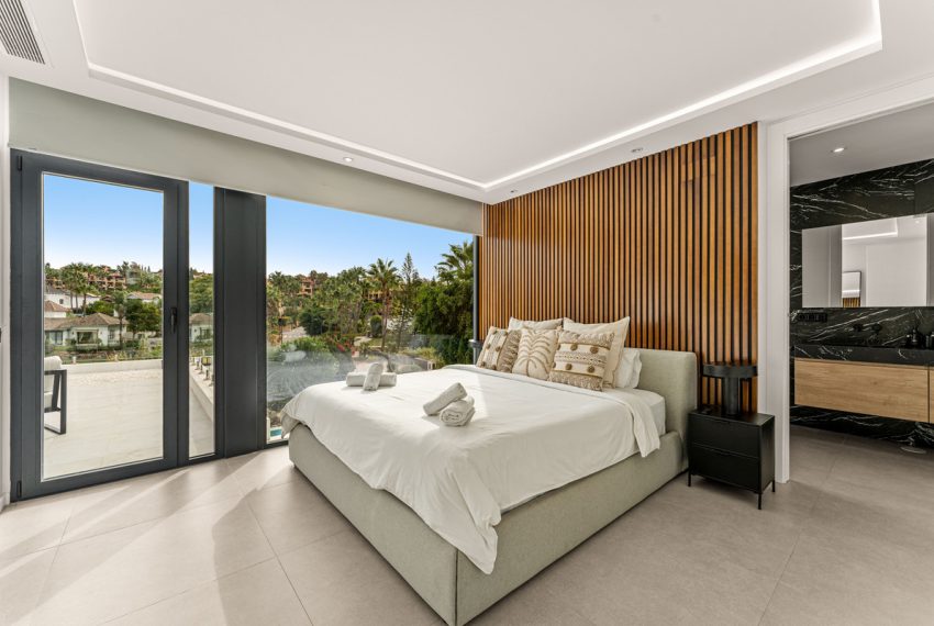 R5173120-Villa-For-Sale-El-Paraiso-Detached-5-Beds-312-Built-13