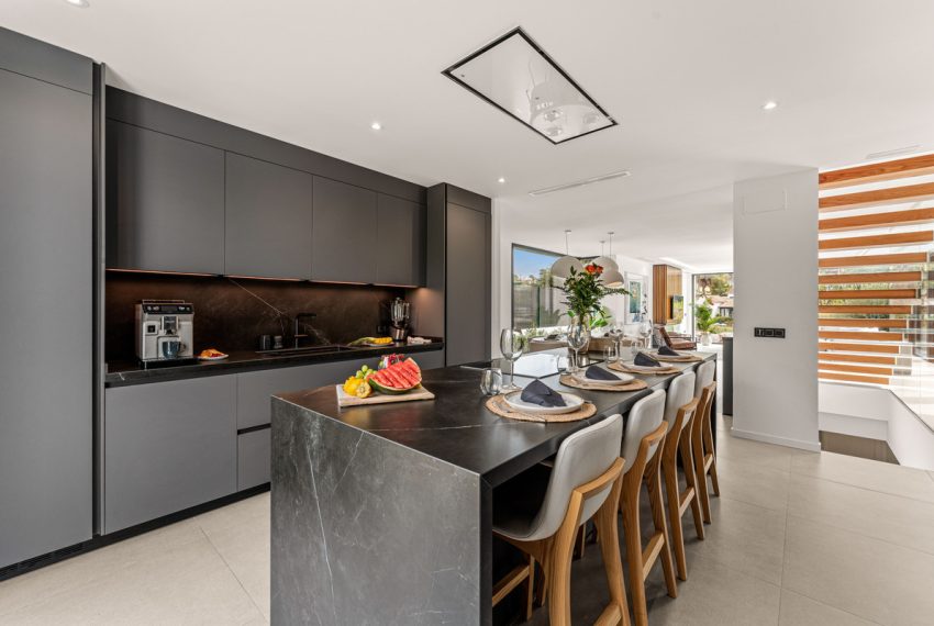 R5173120-Villa-For-Sale-El-Paraiso-Detached-5-Beds-312-Built-5