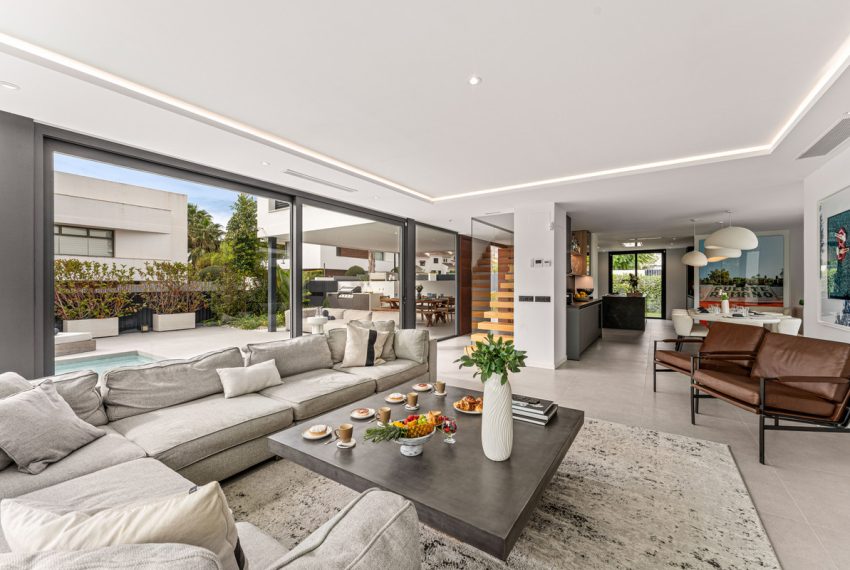 R5173120-Villa-For-Sale-El-Paraiso-Detached-5-Beds-312-Built-7