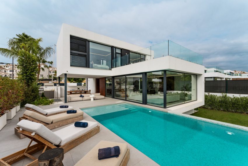 R5173120-Villa-For-Sale-El-Paraiso-Detached-5-Beds-312-Built