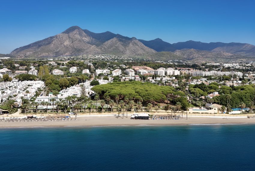 R5179864-Villa-For-Sale-The-Golden-Mile-Detached-5-Beds-360-Built-1