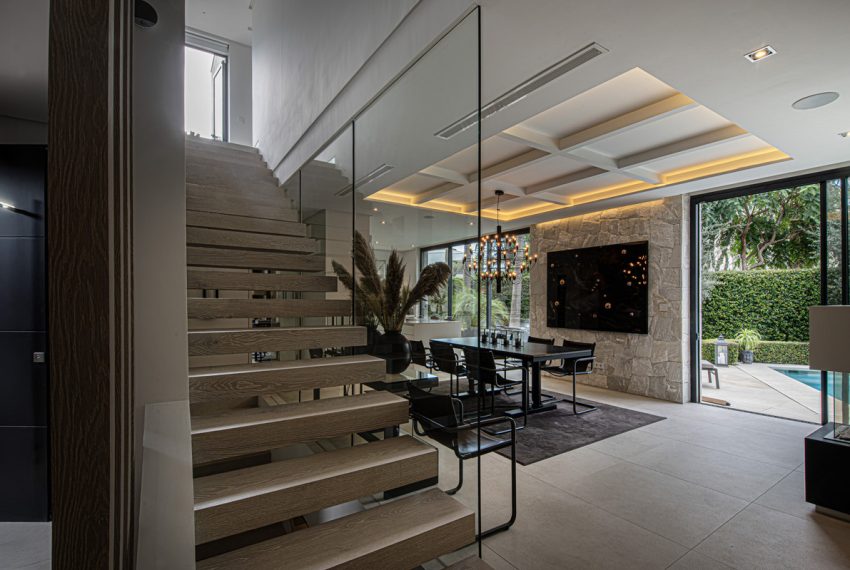 R5179864-Villa-For-Sale-The-Golden-Mile-Detached-5-Beds-360-Built-13