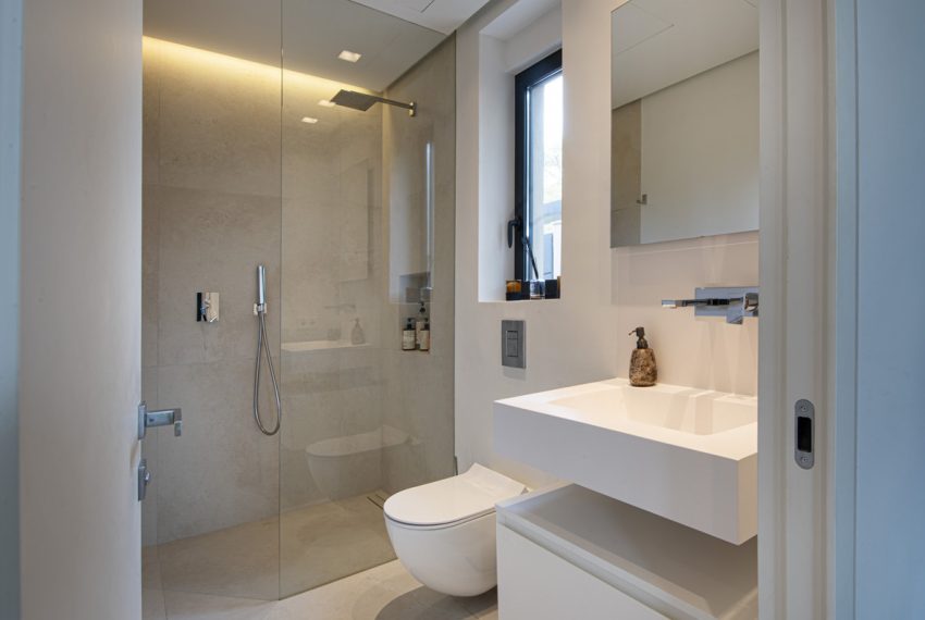 R5179864-Villa-For-Sale-The-Golden-Mile-Detached-5-Beds-360-Built-19