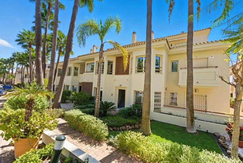 R5181412-Apartment-For-Sale-Sierra-Blanca-Middle-Floor-Apartment-3-Beds-102-Built-1