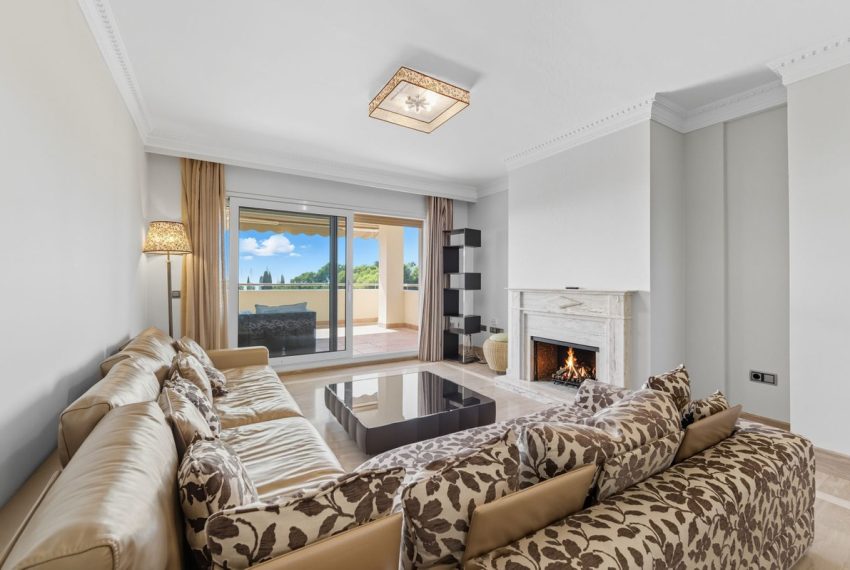 R5181412-Apartment-For-Sale-Sierra-Blanca-Middle-Floor-Apartment-3-Beds-102-Built-2