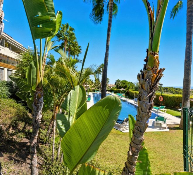 R5181412-Image 1-Middle Floor Apartment - 3 Beds - 102 Built