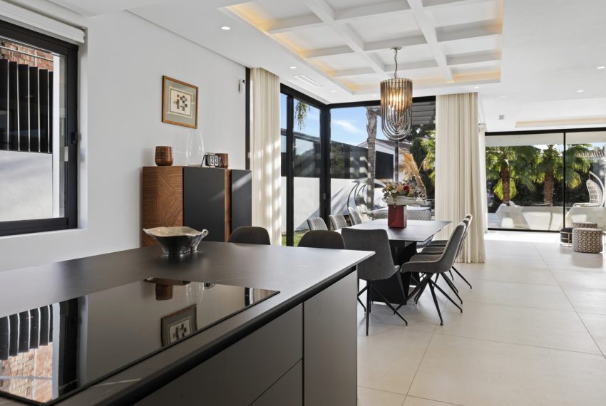 R5182645-Villa-For-Sale-San-Pedro-de-Alcantara-Detached-6-Beds-365-Built-11