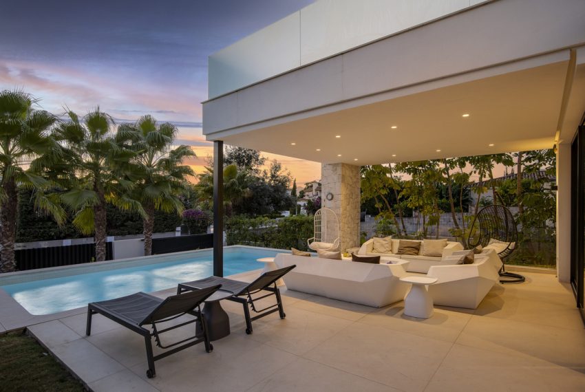 R5182645-Villa-For-Sale-San-Pedro-de-Alcantara-Detached-6-Beds-365-Built-3