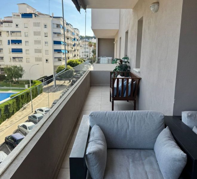 R5183734-Image 1-Middle Floor - 3 Beds - 120 Built