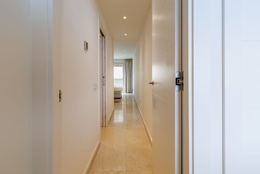 R5194192-Apartment-For-Sale-Nueva-Andalucia-Middle-Floor-2-Beds-101-Built-16