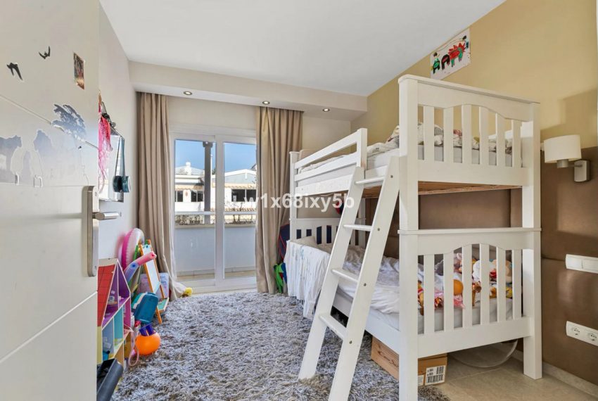 R5196673-Apartment-For-Sale-Estepona-Penthouse-3-Beds-210-Built-11