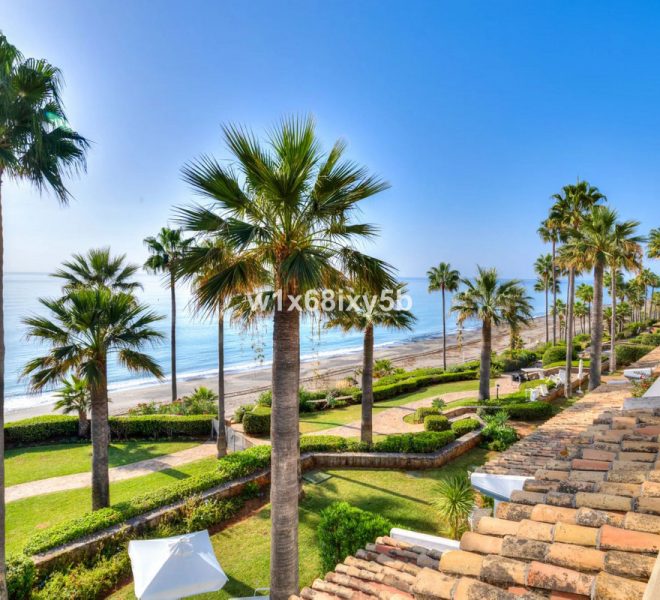 R5196673-Image 1-Penthouse - 3 Beds - 210 Built