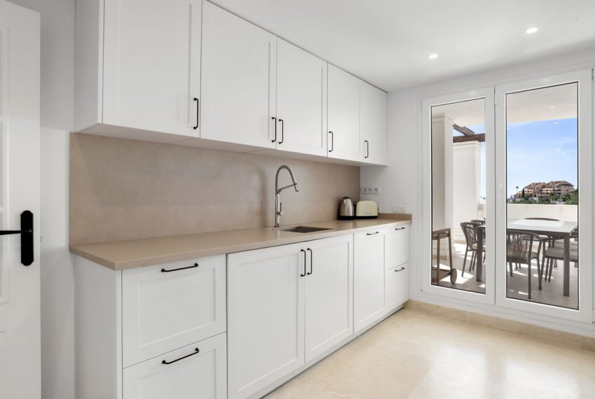 R5196688-Apartment-For-Sale-Aloha-Middle-Floor-Apartment-3-Beds-208-Built-10