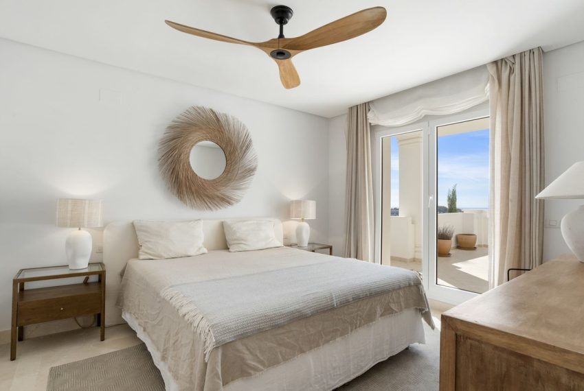 R5196688-Apartment-For-Sale-Aloha-Middle-Floor-Apartment-3-Beds-208-Built-2