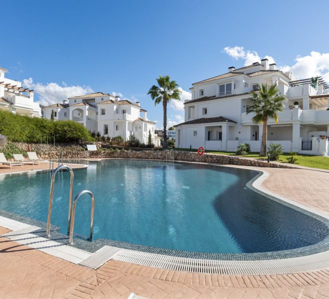 R5196688-Image 1-Middle Floor Apartment - 3 Beds - 208 Built