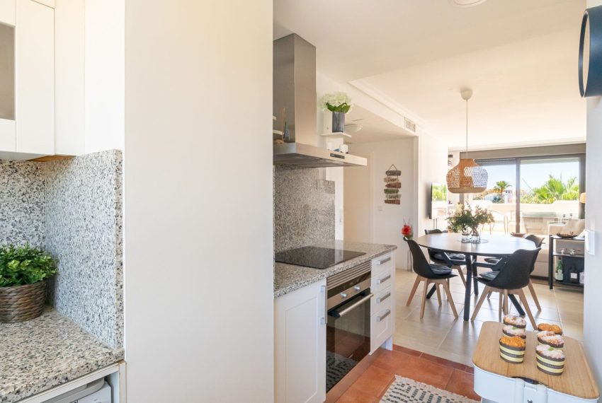 R5198716-Apartment-For-Sale-Estepona-Penthouse-2-Beds-95-Built-11