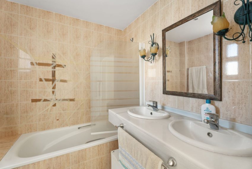 R5199436-Apartment-For-Sale-Calahonda-Penthouse-1-Beds-48-Built-13