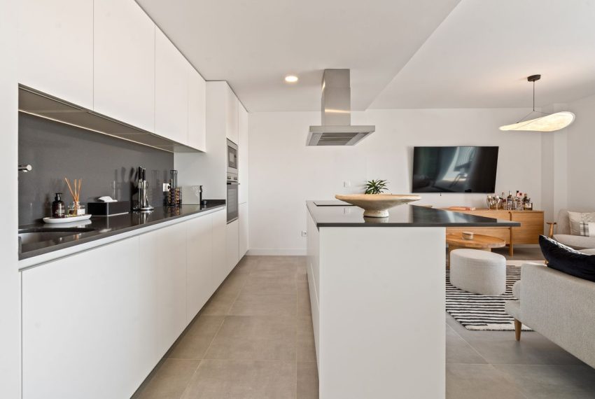 R5199829-Apartment-For-Sale-Estepona-Penthouse-3-Beds-91-Built-13