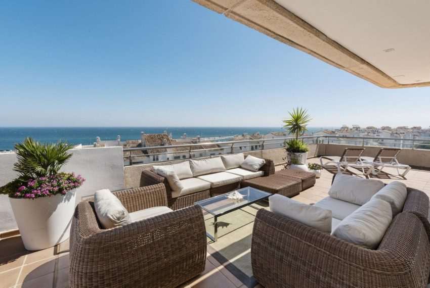 R5200258-Apartment-For-Sale-Puerto-Banus-Penthouse-3-Beds-296-Built
