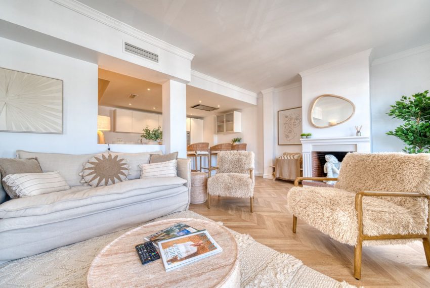 R5202772-Townhouse-For-Sale-Aloha-Terraced-4-Beds-115-Built-9